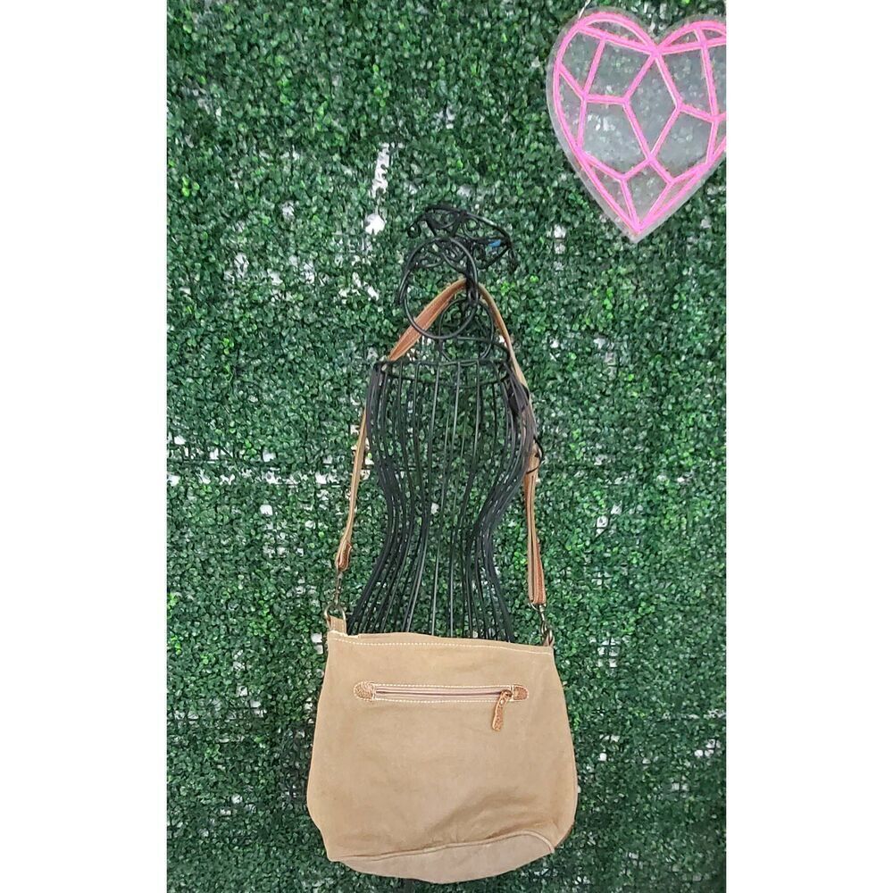 Myra Bag - Picture 4 of 6